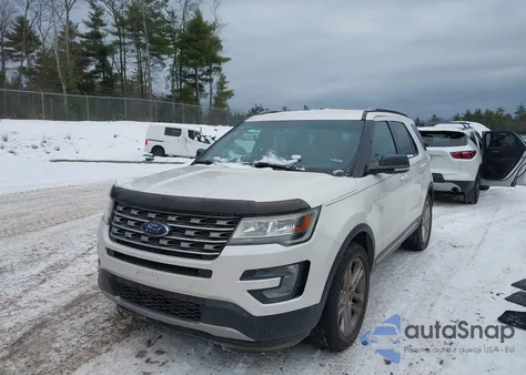 2016 Ford Explorer Xlt z USA, uszkodzony, nr VIN 1FM5K8D89GGB83605